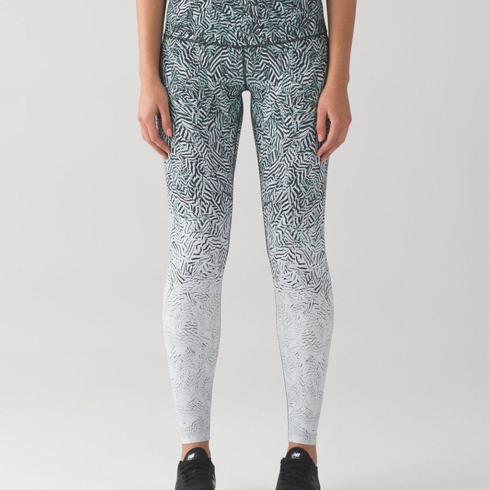 Lululemon Wunder Under Hi-Rise Pants "Dazzle" Alpine Black, White & Green Size 6 - Picture 2 of 9